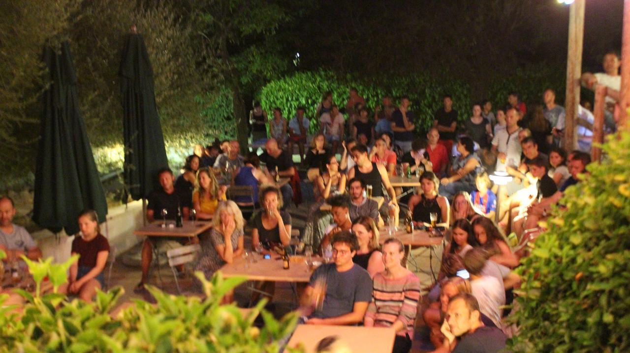 Camping Forcalquier Les Routes De Provence 호텔 외부 사진