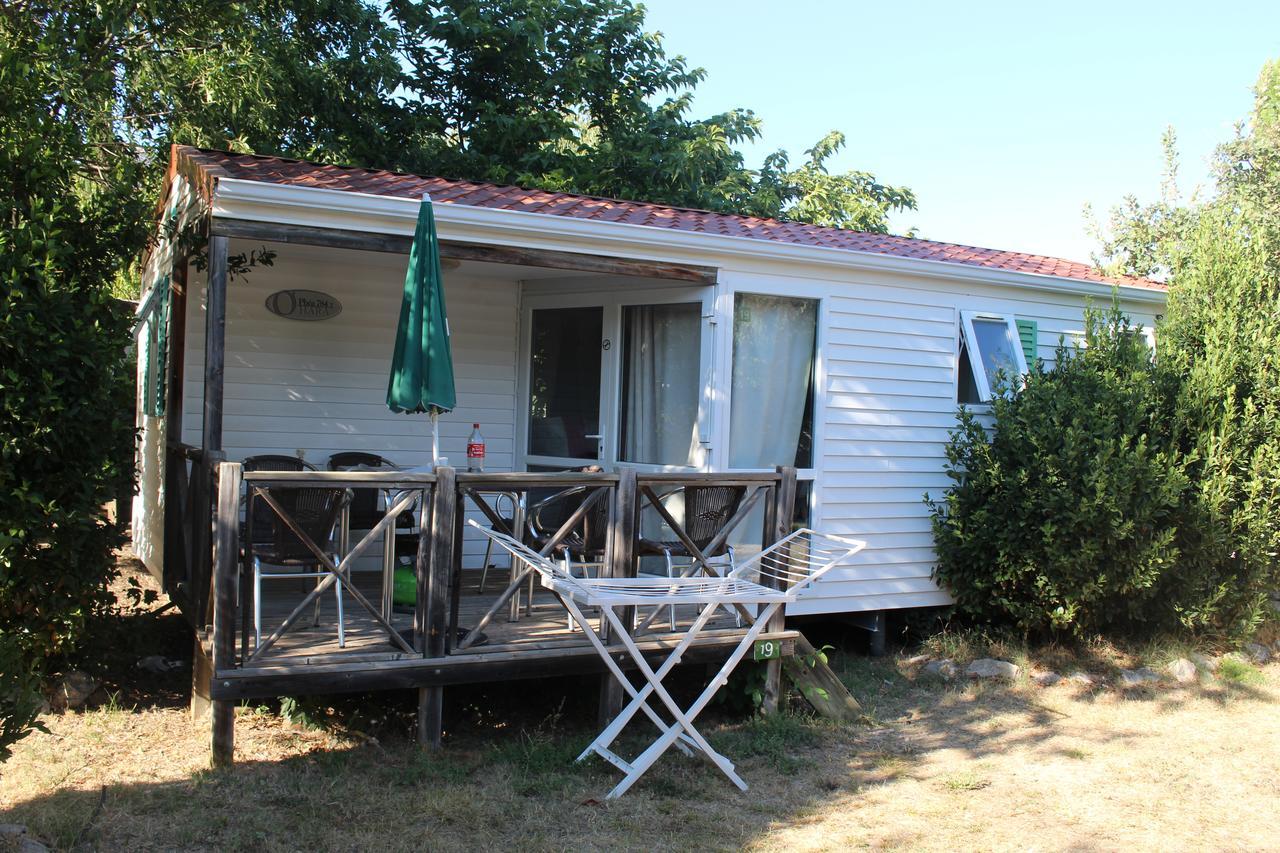 Camping Forcalquier Les Routes De Provence 호텔 외부 사진